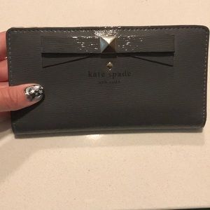 Kate Spade Dark Gray Slim Stacey Wallet